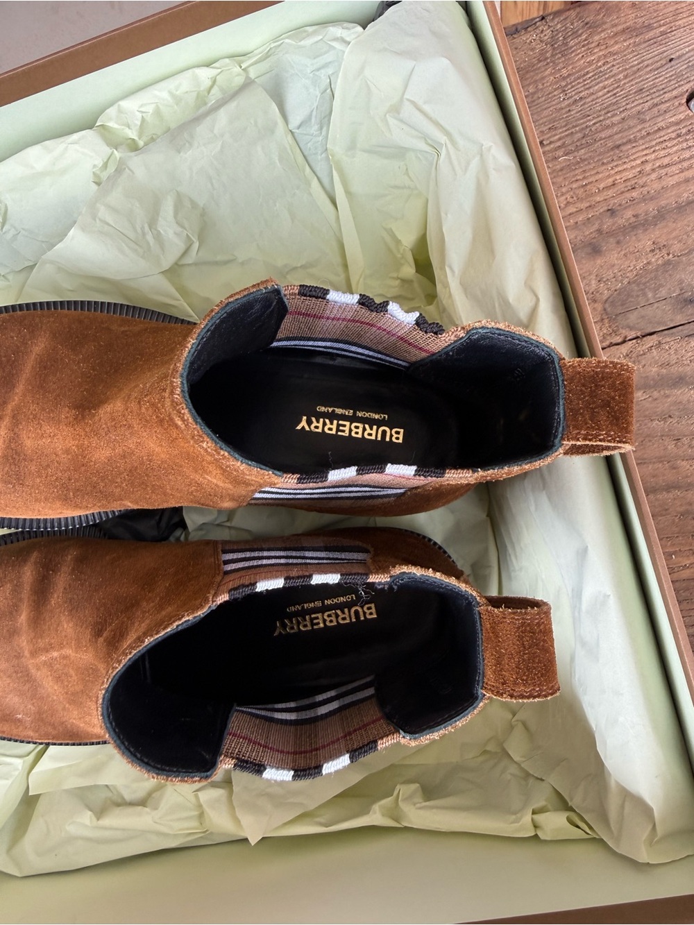 Burberry Brown Suede Chelsea Boots with Plaid check Elastic Panels size 37.5 - Picture 4 of 8